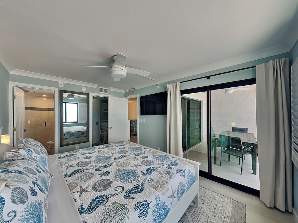 Seaside 1 by Distinctive Beach Rentals