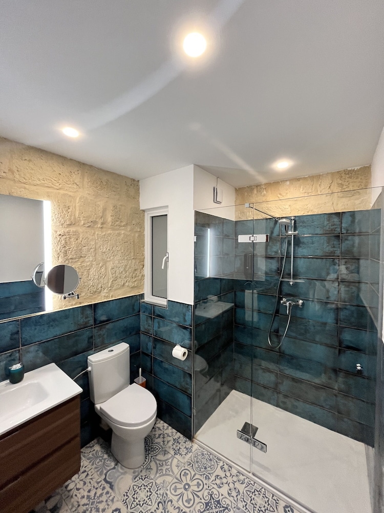 MyTravel House