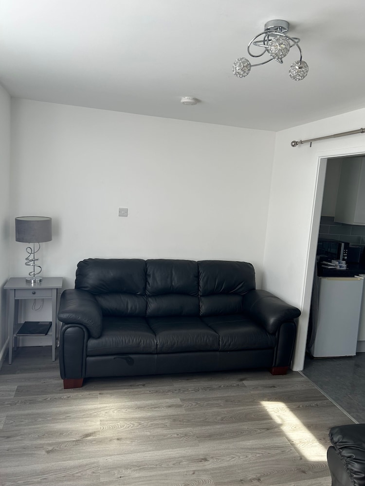Charming 2 Storey Holiday Villa in Dawlish Warren
