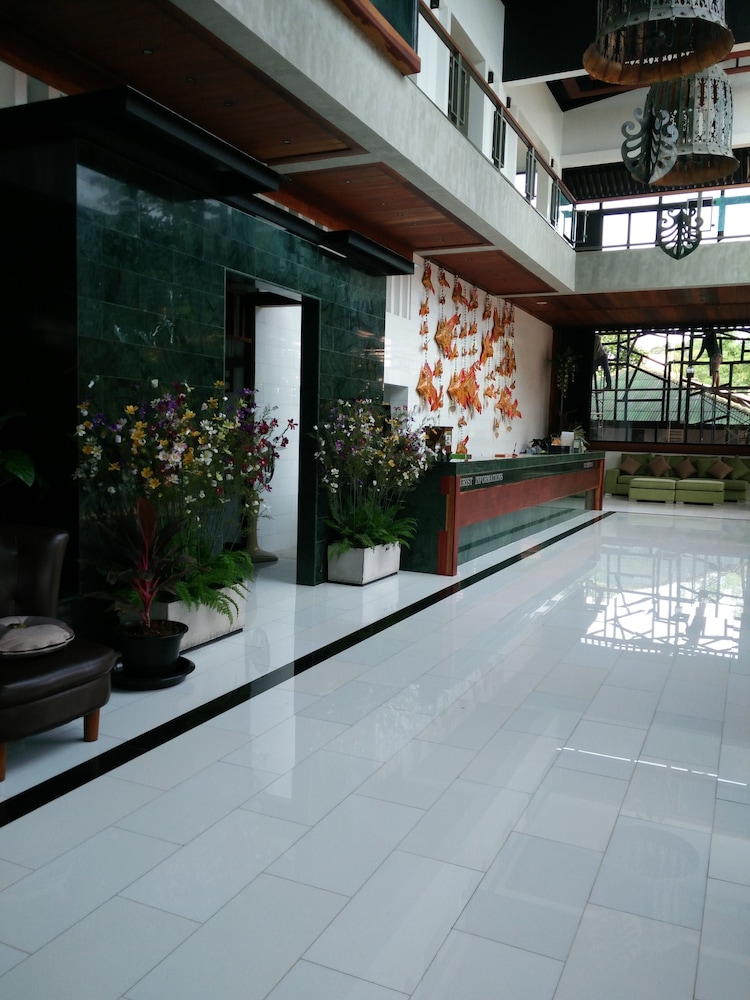 Green View Village Resort