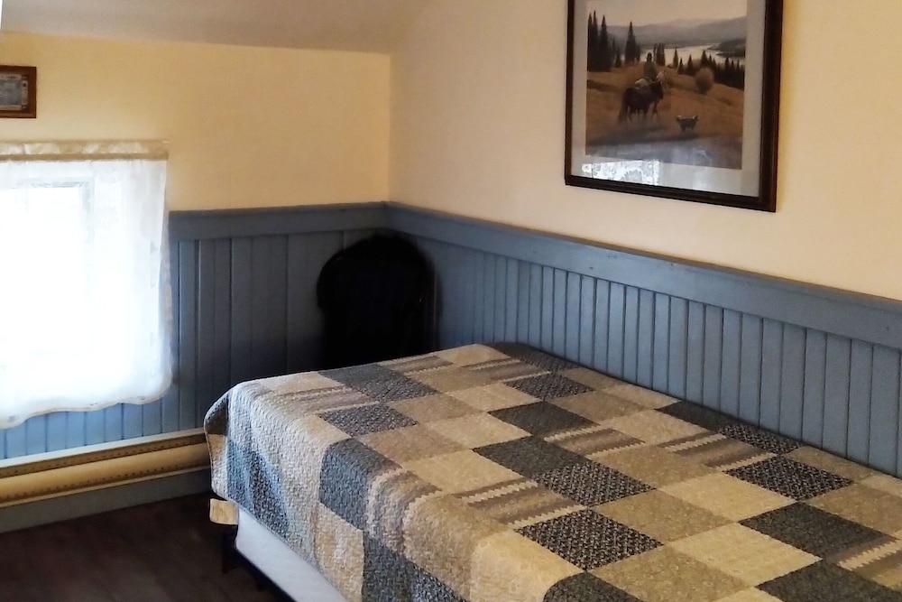 Meadow Lake Guest Ranch