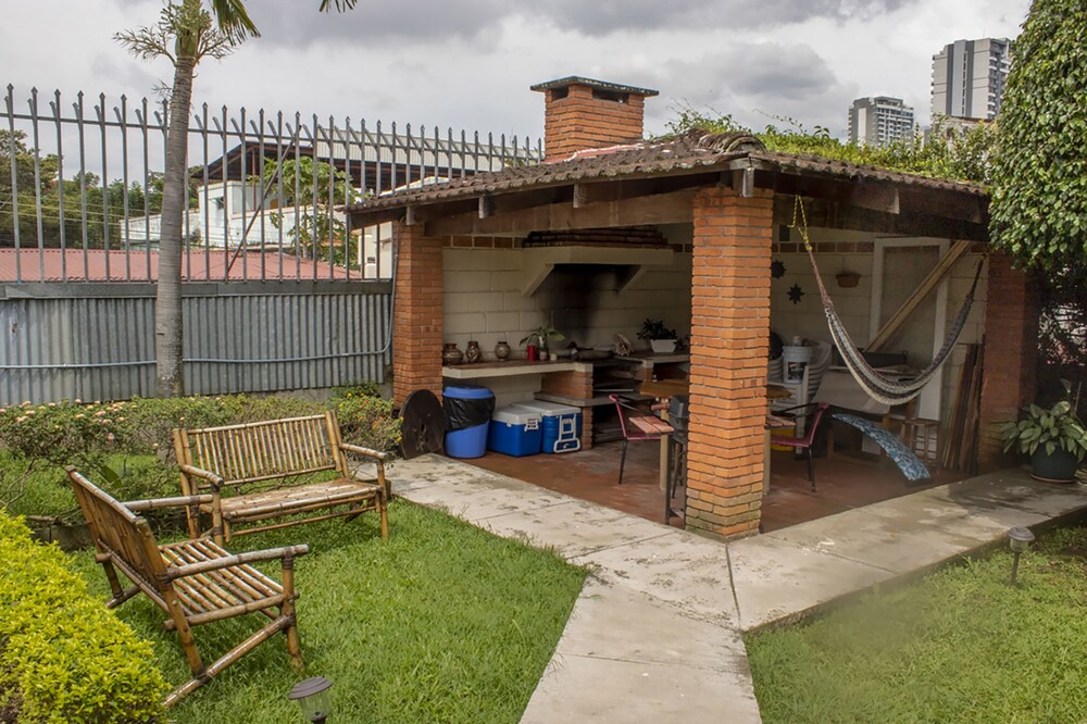 Photo 48