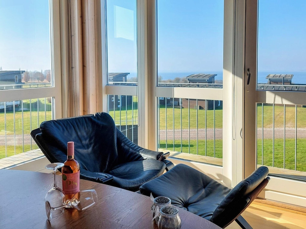 Well-maintained Holiday Home in Faborg