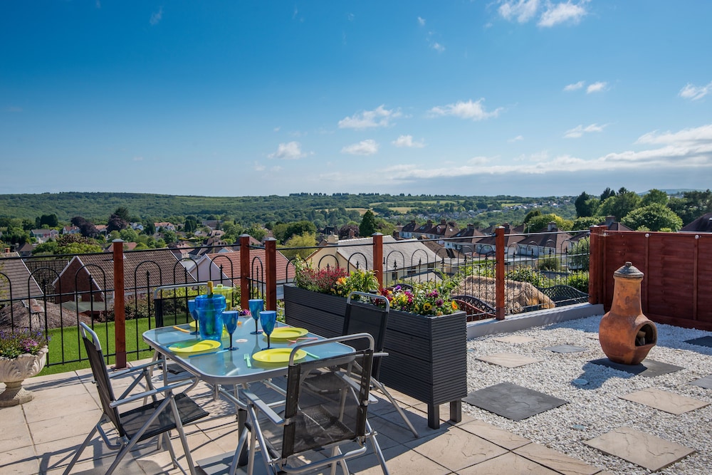 2Bd House With Stunning Views Of The Sea And Gower