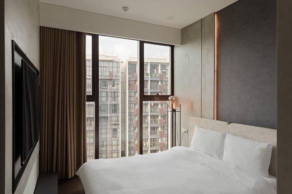 The Metropole - Horizon View Riverside