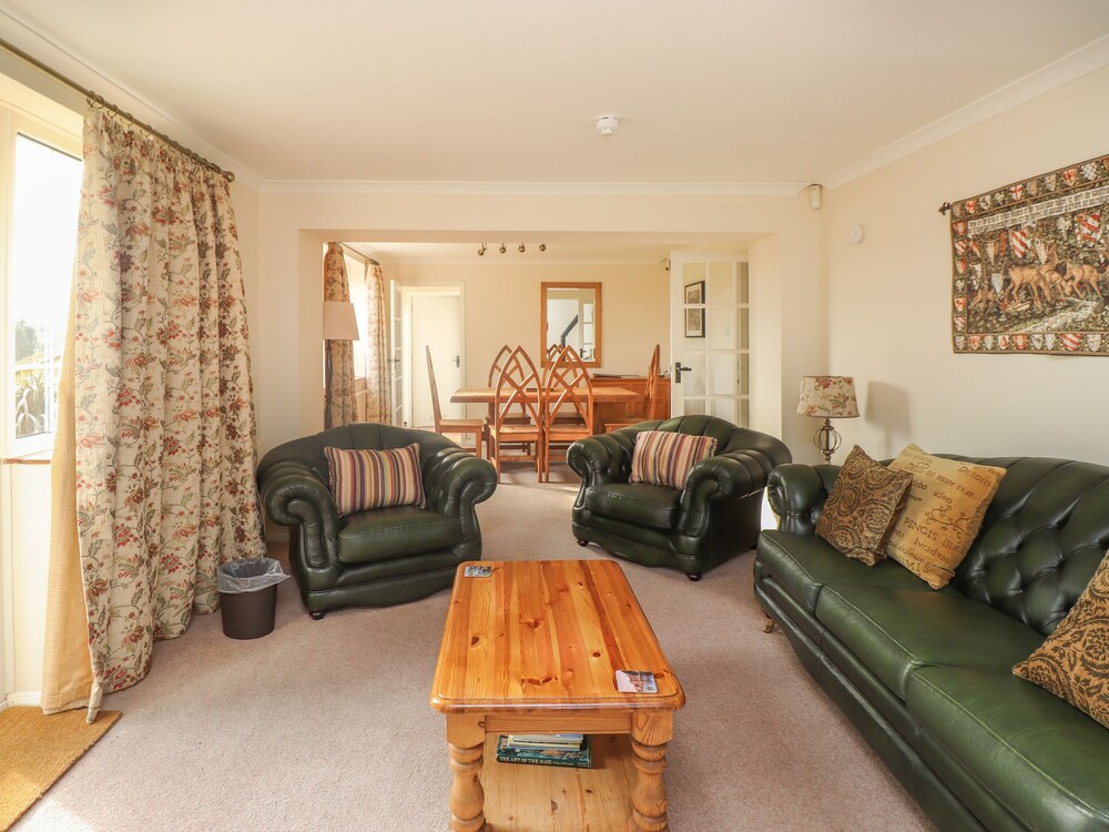 Knights Cottage view 5