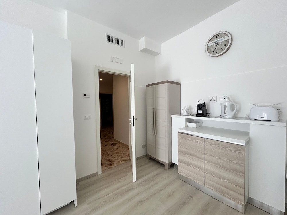 My50s in Monopoli With 4 Bedrooms and 2 Bathrooms