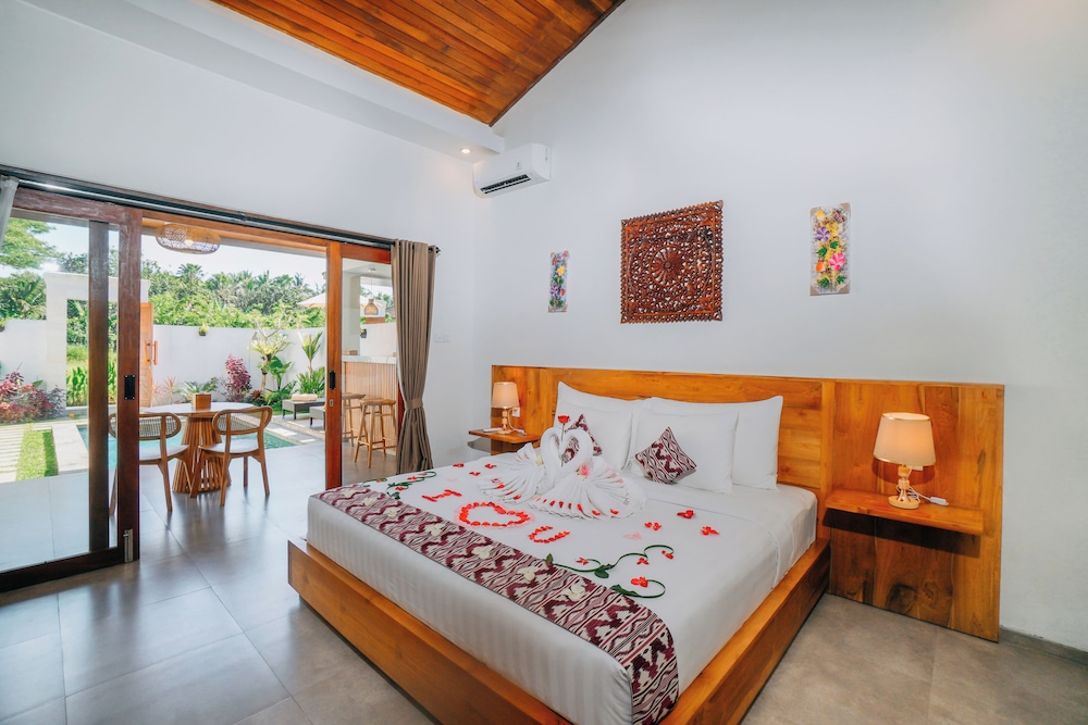 Evandari Villa