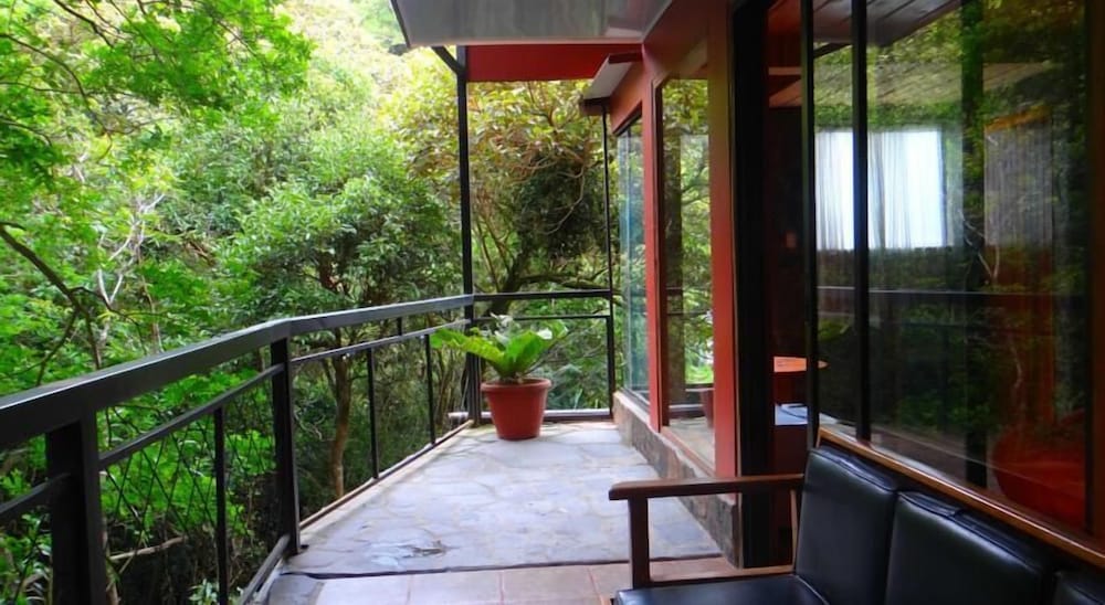 Hotel Forest Dreams Manakin - Image 1