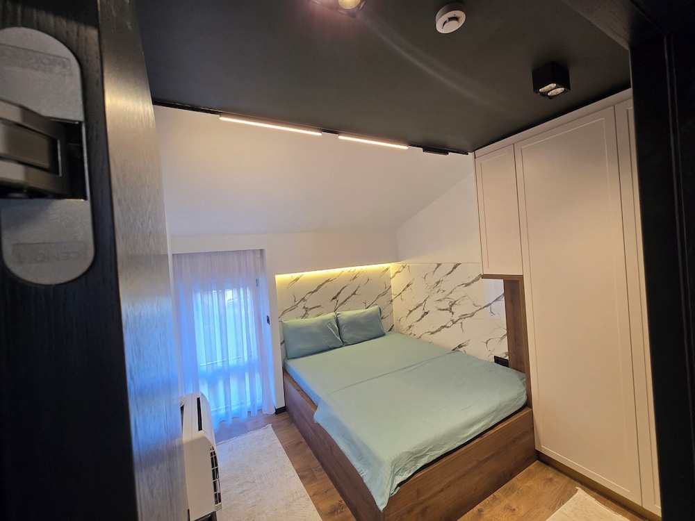 Apartments Lura