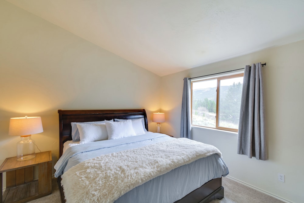Hike, Fish, Ski & Explore: Cabin Near Breckenridge