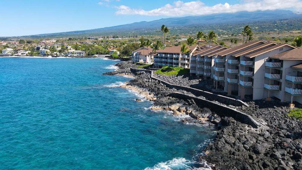Top Floor - Direct Ocean Front View - Air-conditioned - Vrkcv