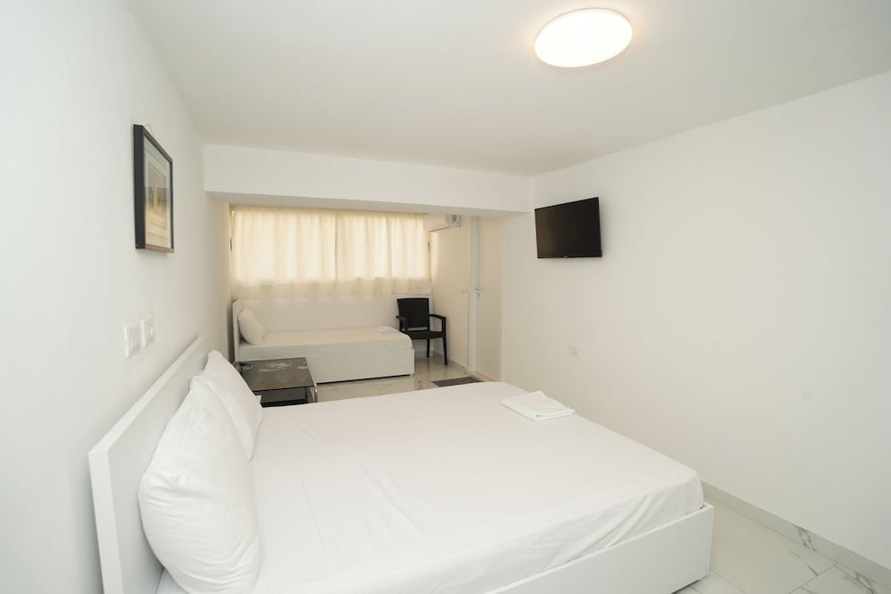 Enles Hotel