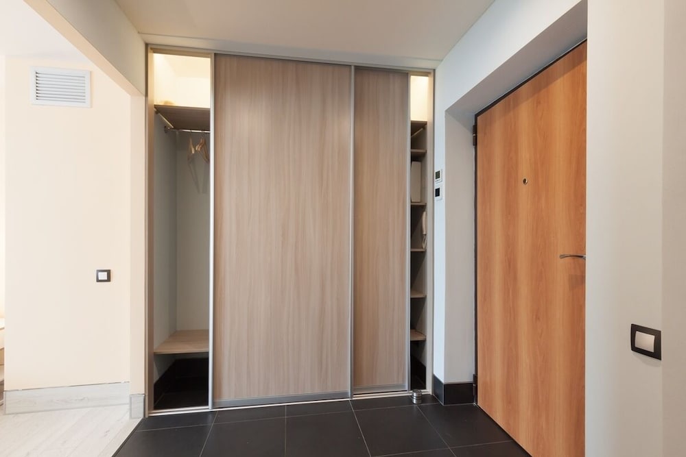 Apartment Etazhydaily Yumasheva-Papanina