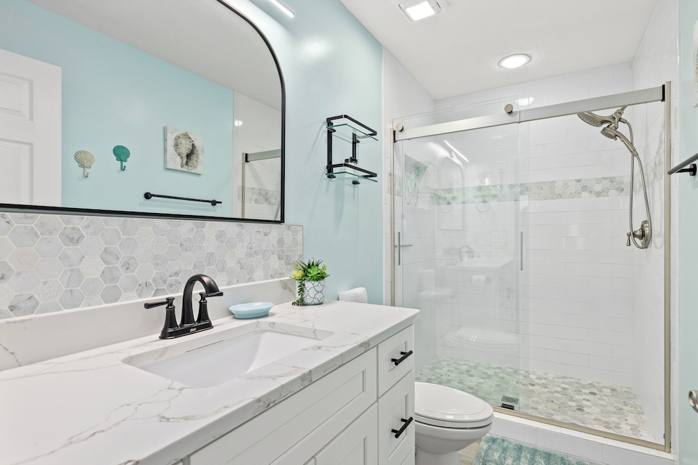 Sago by the Sea: 2-bed, 2.5-bath Retreat Steps From the Beach, Sleeps 7!