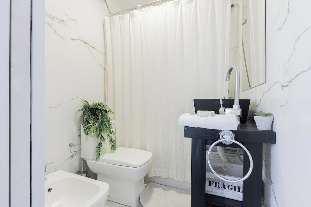 MOT + Villa Thames - Lux House Palermo Soho