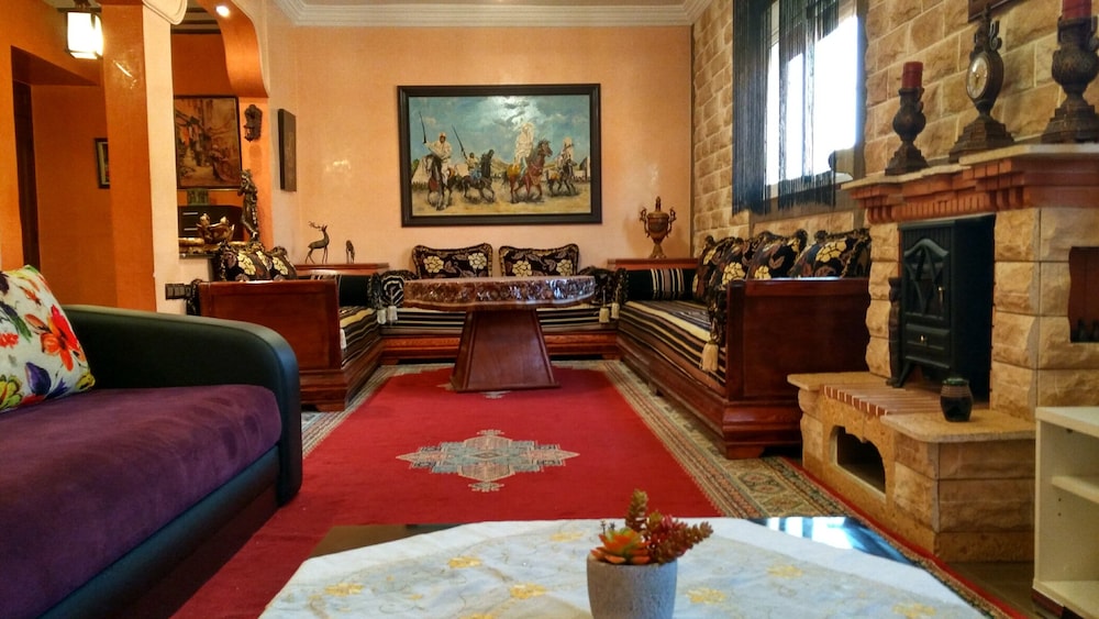 lounge