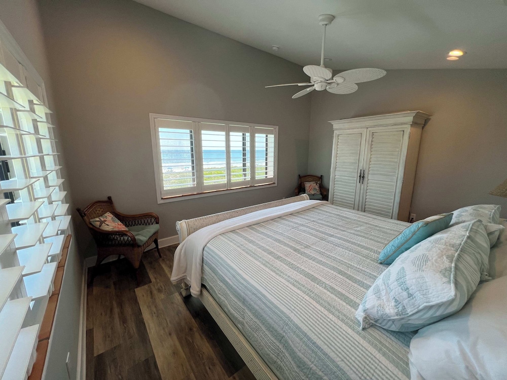 Ocean Bliss: 3BR Mod Haven, St. Aug