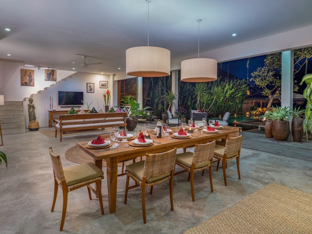 Mandalay Villas