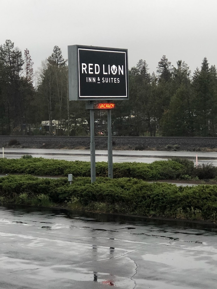 Red Lion Inn & Suites La Pine