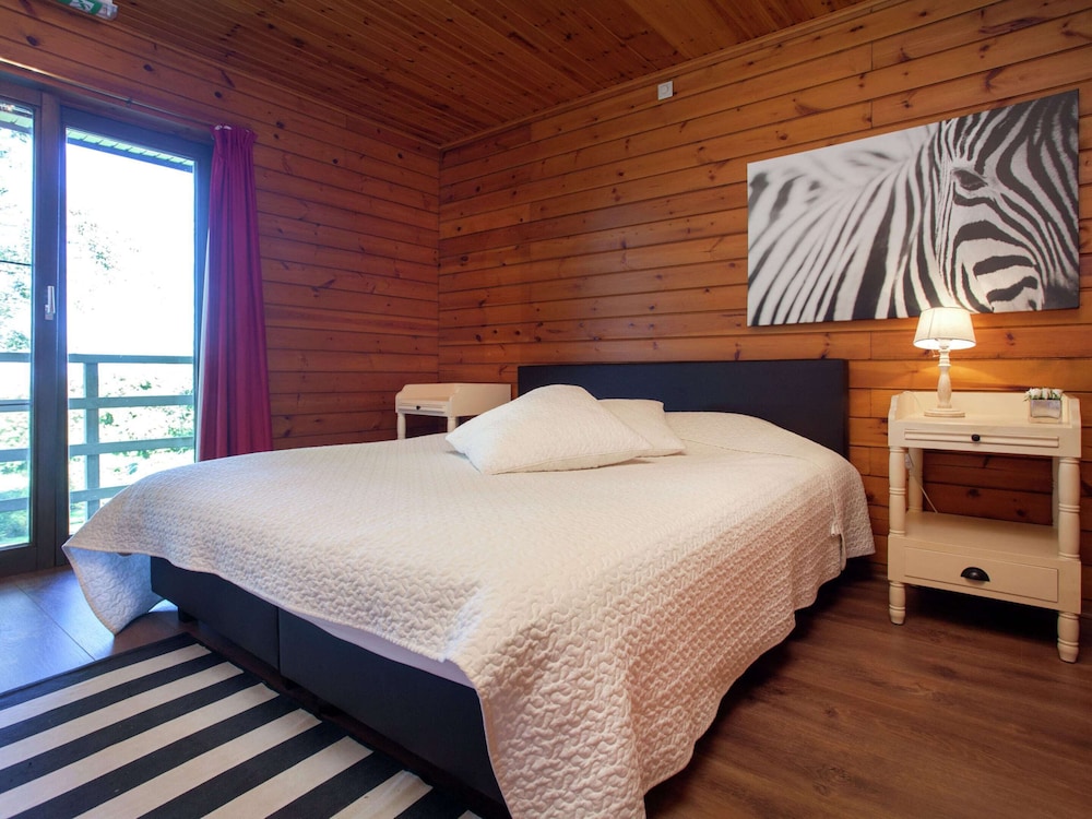 Rendeux Valley View Retreat
