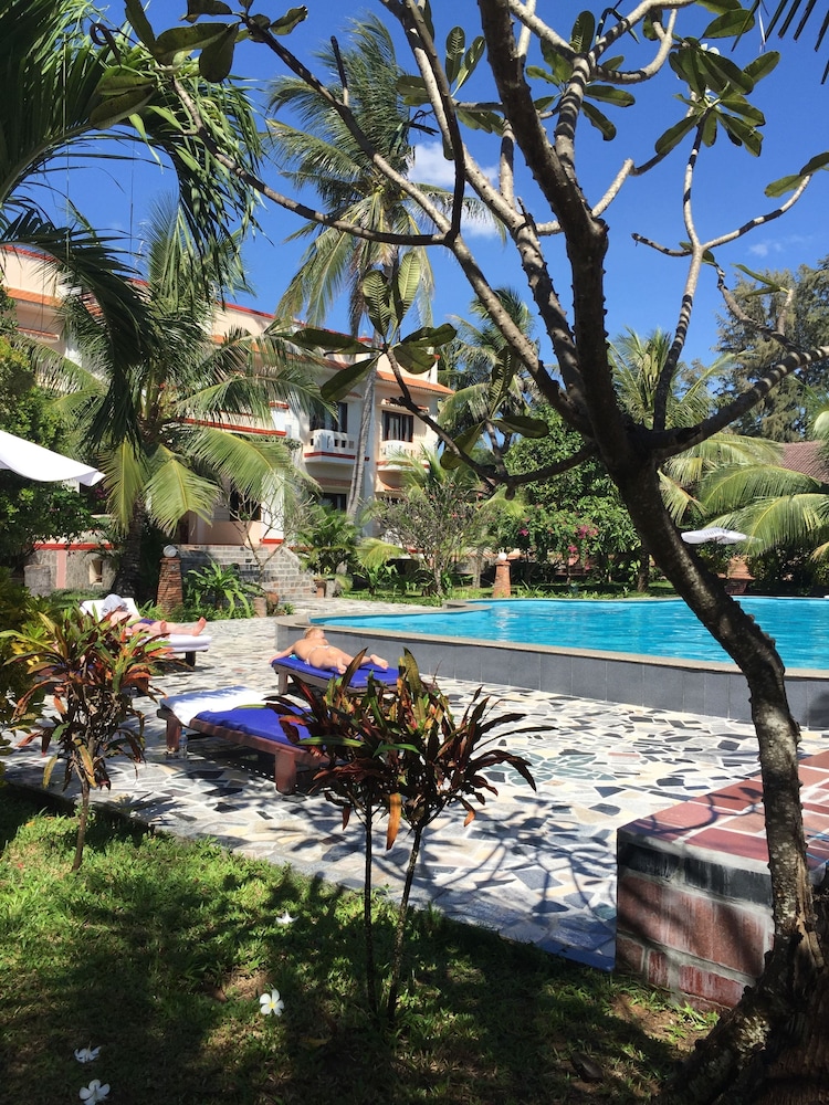 Non Nuoc Resort