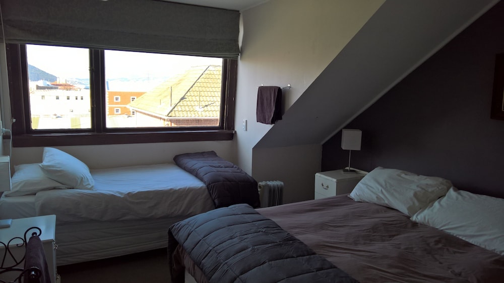 Manor House Backpackers