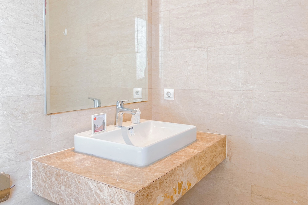 Stunning and Comfy 2BR Apartment at Menteng Park