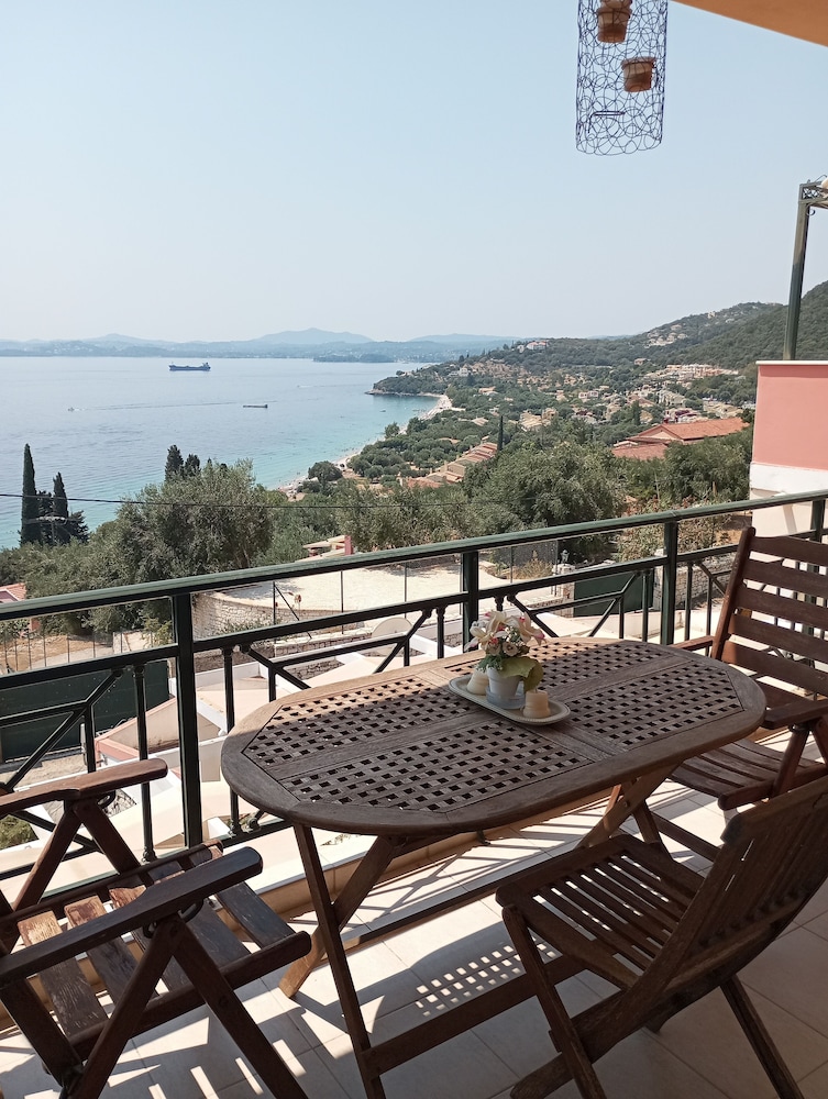 Sarakinos Apartments