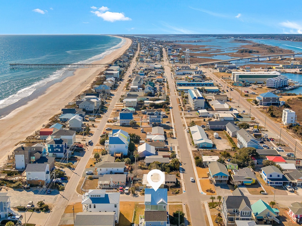 Shore Sounds Fun by Topsail Realty