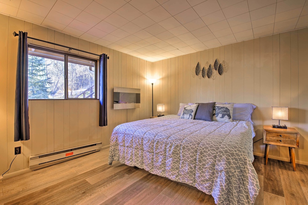 Payson Vacations - Payson Cabin: Patio  Grill, Mogollon Rim Views - Property Image 4