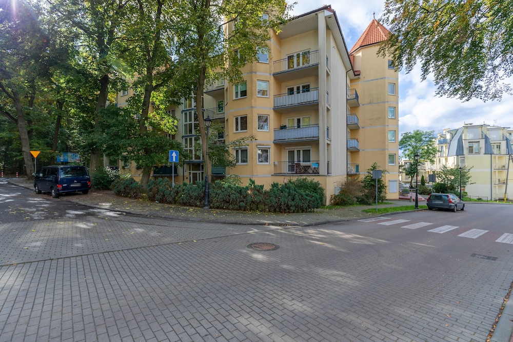 Apartamenty Pod Wiezyczkami by Renters view 4