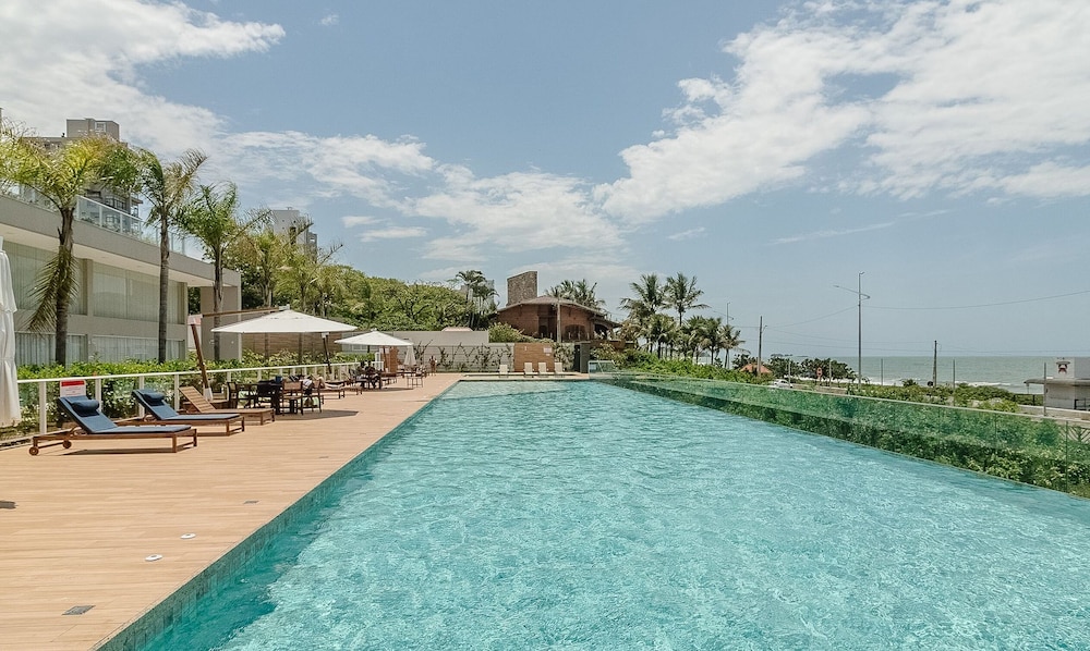 SHC - Condominium With Pool 50m From the Beach in Picarras