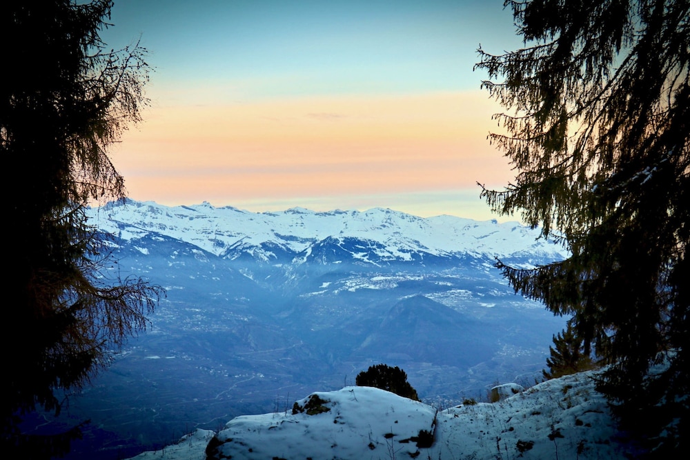 Beautiful Apartment in the Mayens de Sion, 500m From 4 Vallées ski Area