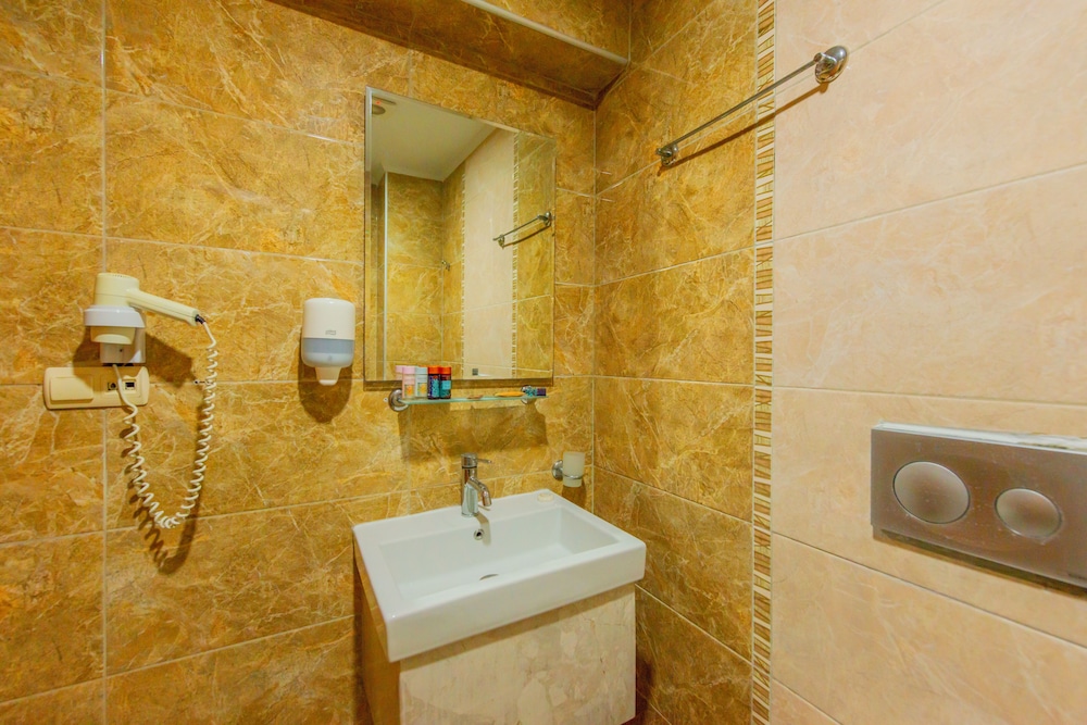 Mia Suites Hotel & Spa