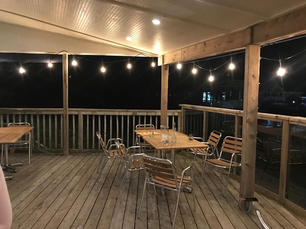 The Tuna Blue Inn and Restaurant