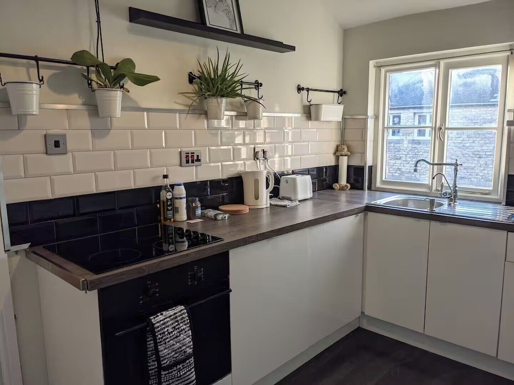 1840's Converted Railway Cottage