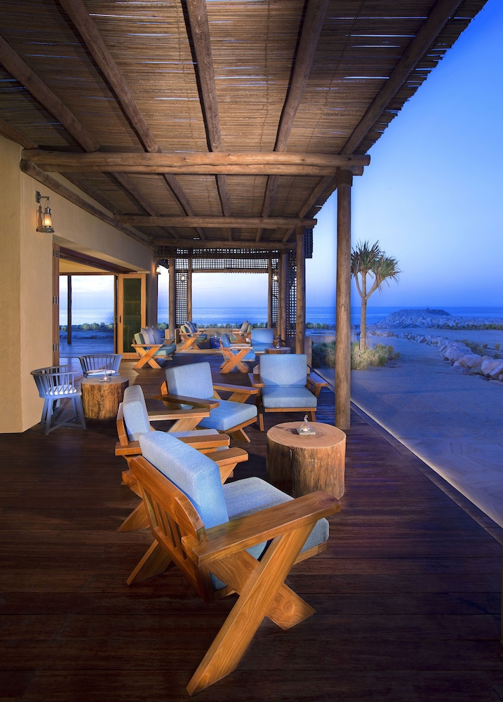 Anantara Al Sahel Villa Resort