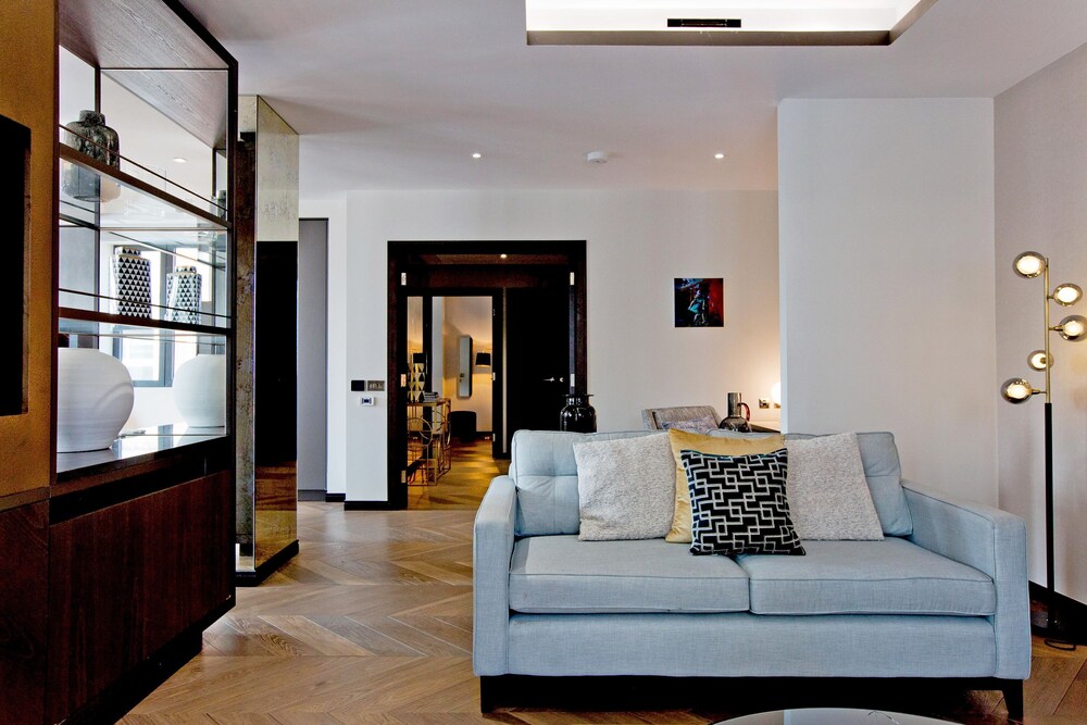 3-bed Deluxe Apt 517