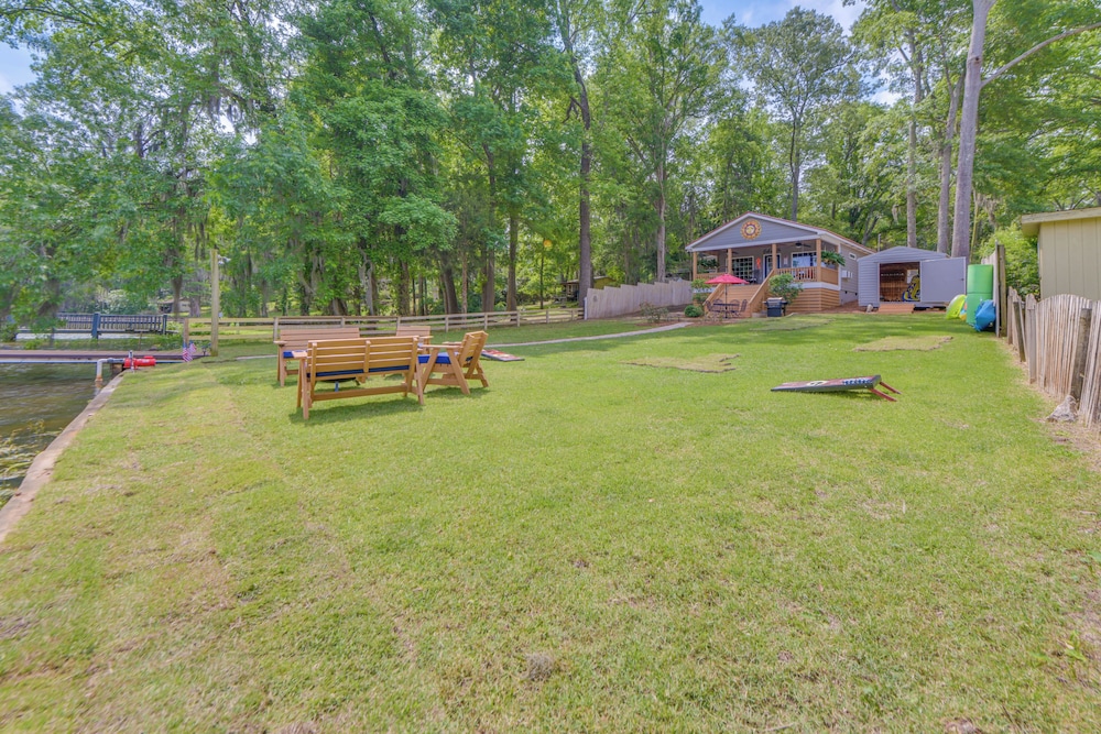 Private Dock + Porch: Lakefront Retreat in Cobb!