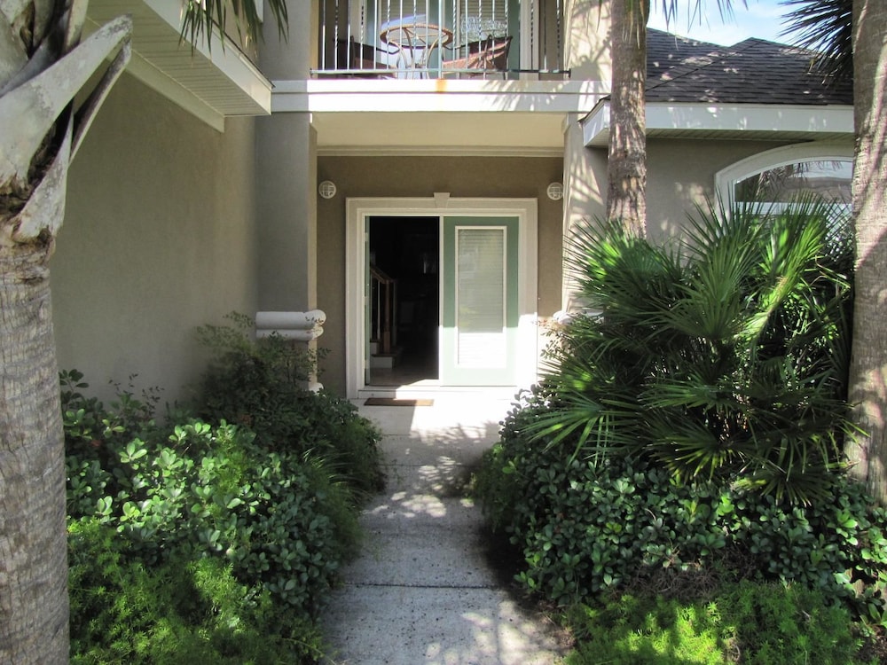 Avalon Beach Estates by Crystal Waters