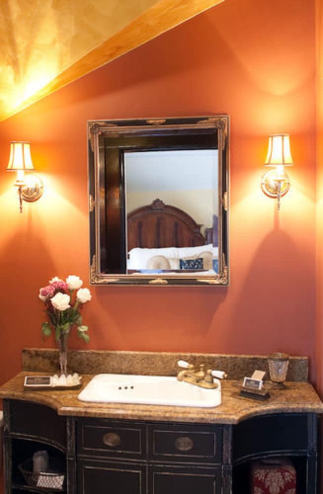 The Black Walnut B & B Inn