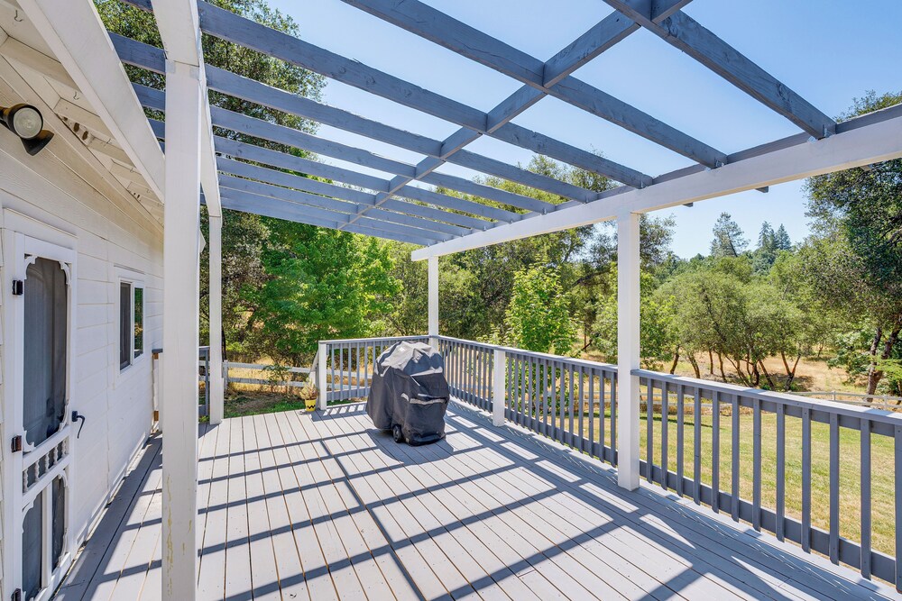 10 Mi to Folsom Lake: Tranquil Family Getaway