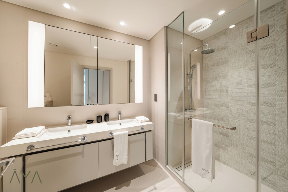 Luxurious 2BR at Sunrise Bay