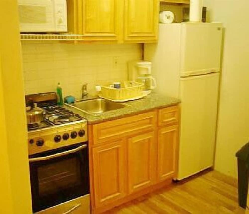 Direct Loft at 33 West 71st Street