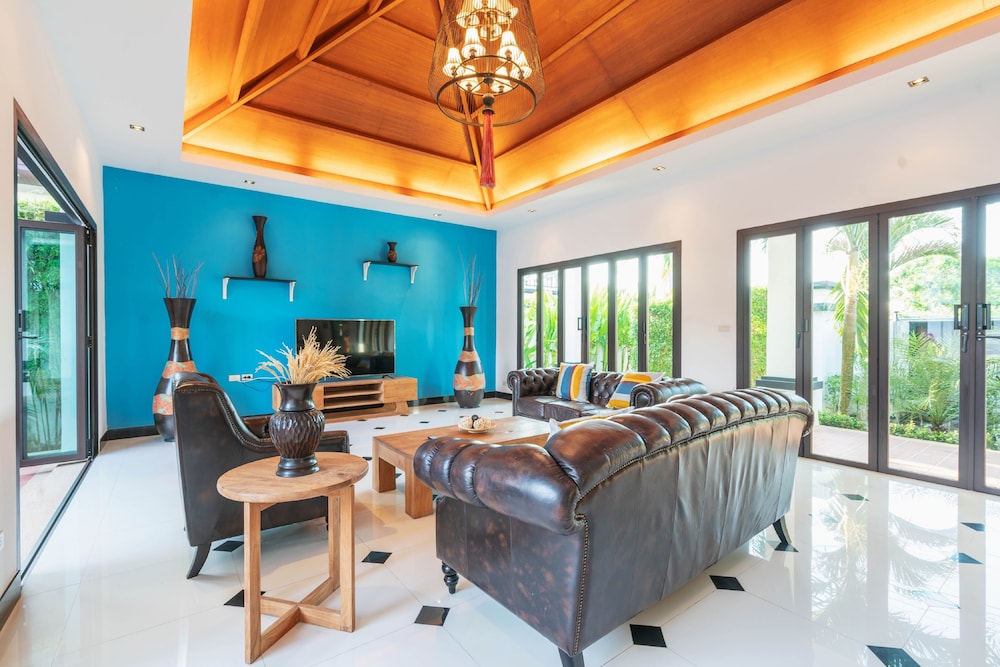Jewels Villas Phuket