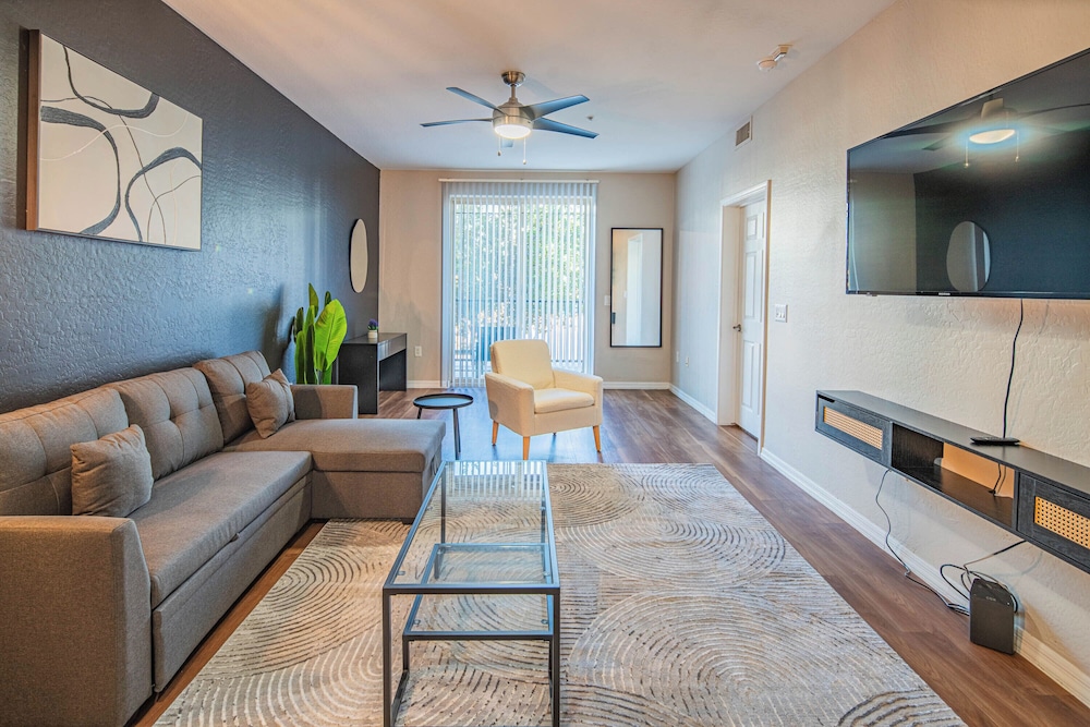 ROVE LIVING/KL - The Fredrick Tempe