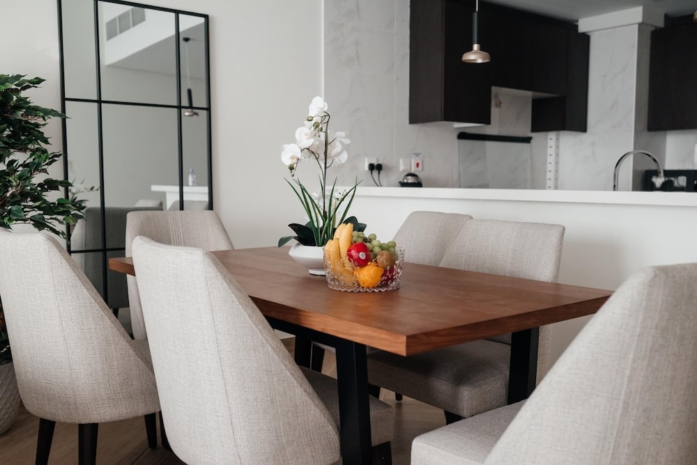 Luxe 2BR AT 1 Residences Wasl Near Metro Station