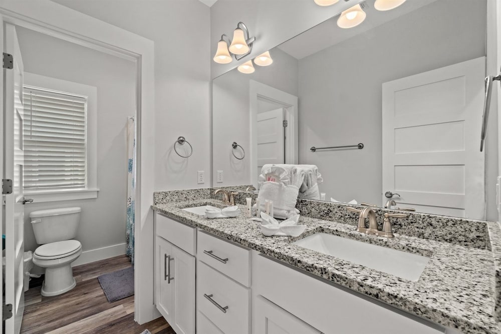 4101 Choctaw St view 3