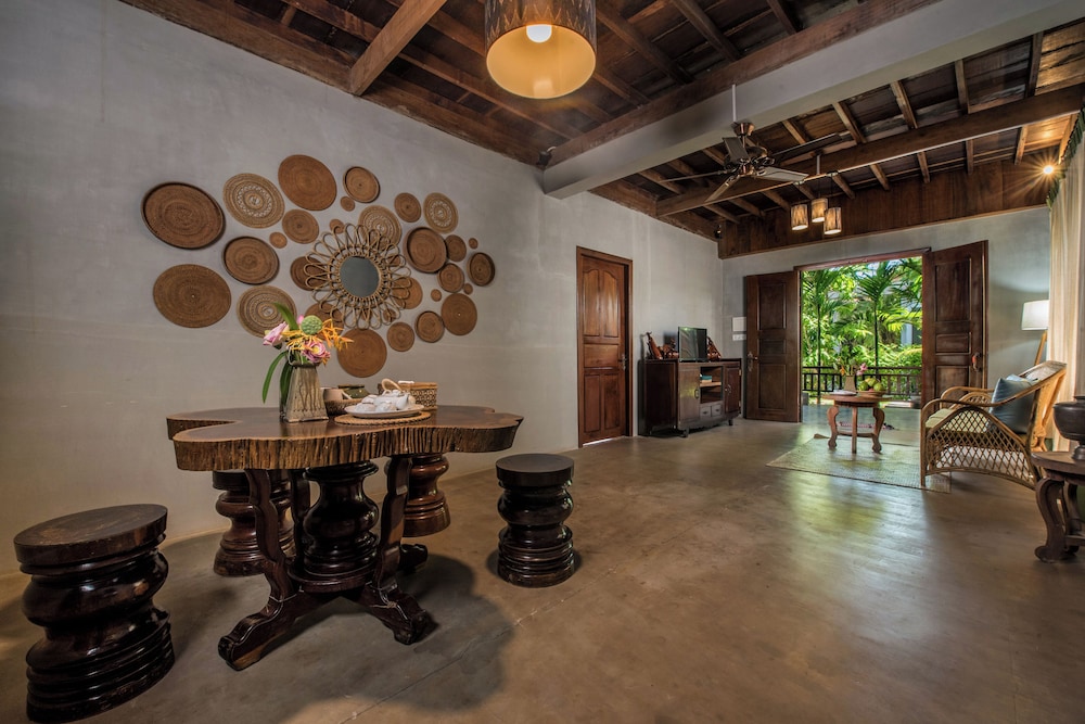 PHUM KHMER LODGE